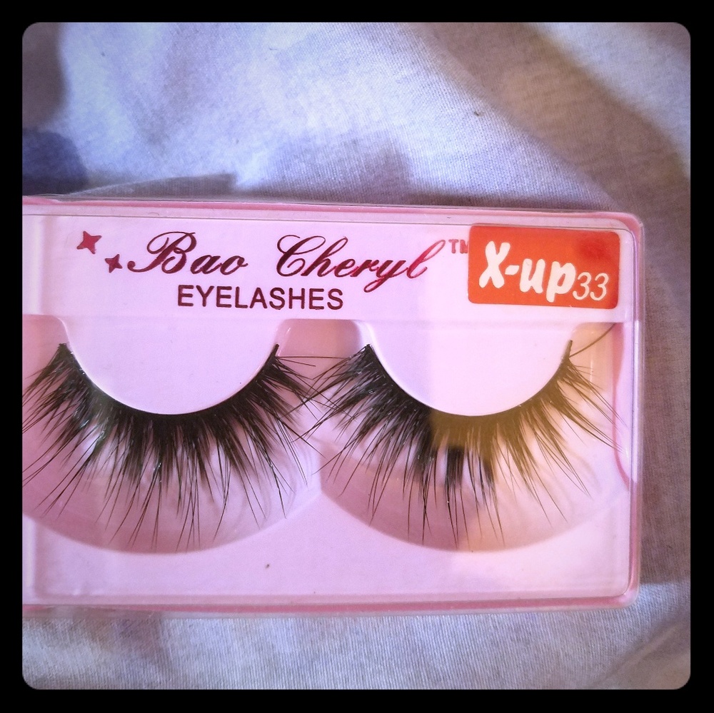 False Eyelashes, 2 Packages